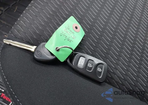 2013 Hyundai Genesis 2.0T from USA, damaged, VIN KMHHT6KD3DU092695